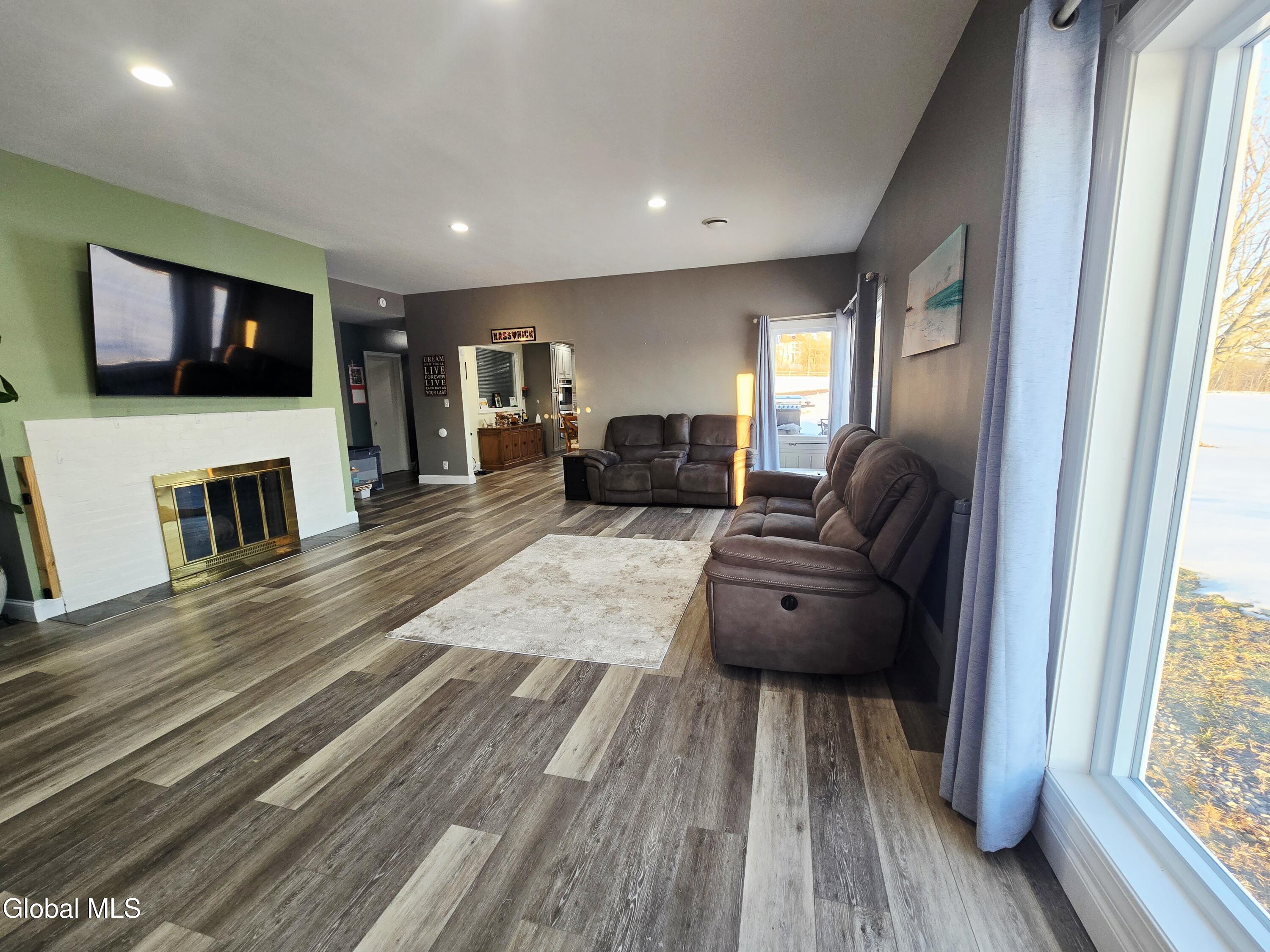 730 Mc Kay Road Amsterdam, NY 12010 - Photo 23 of 55 20260304_172515