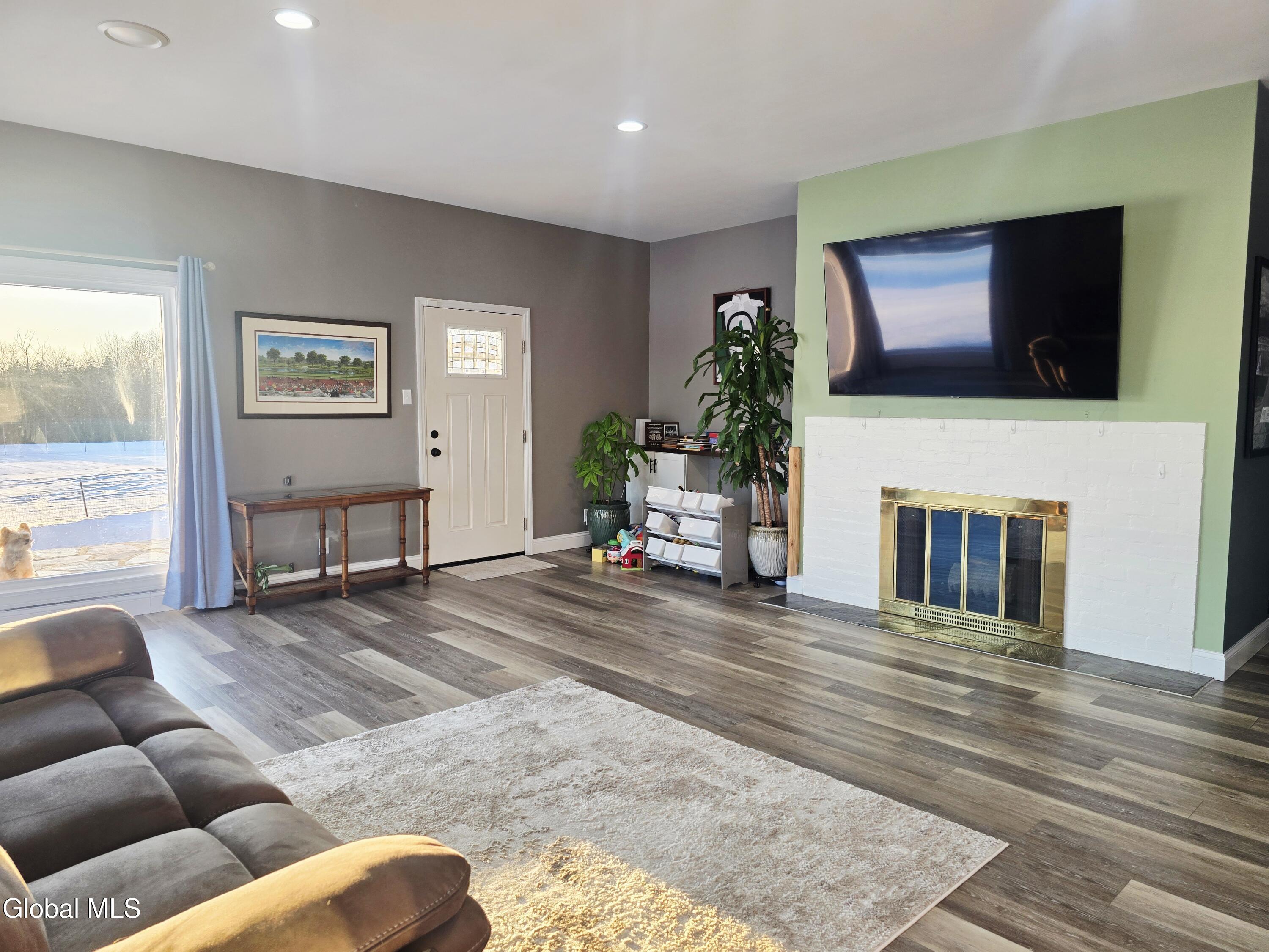 730 Mc Kay Road Amsterdam, NY 12010 - Photo 24 of 55 20260304_172319