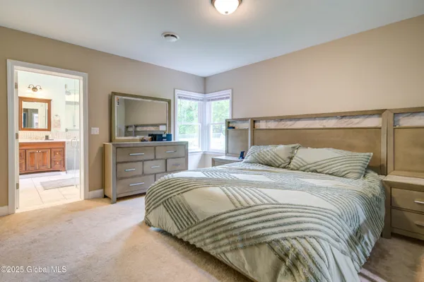 $550,000 | 730 Mc Kay Road, Amsterdam, NY 12010