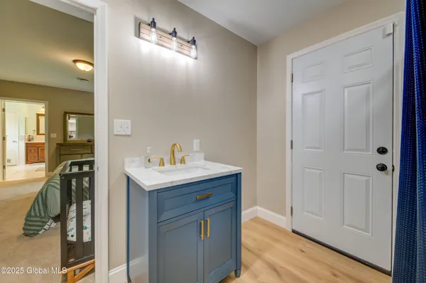 $550,000 | 730 Mc Kay Road, Amsterdam, NY 12010