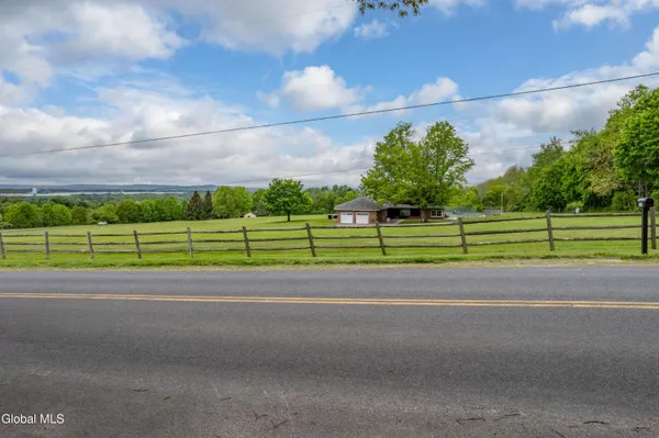 $550,000 | 730 Mc Kay Road, Amsterdam, NY 12010