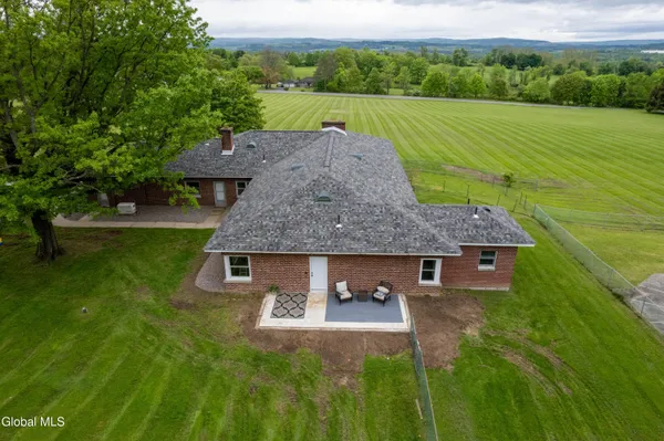 $550,000 | 730 Mc Kay Road, Amsterdam, NY 12010