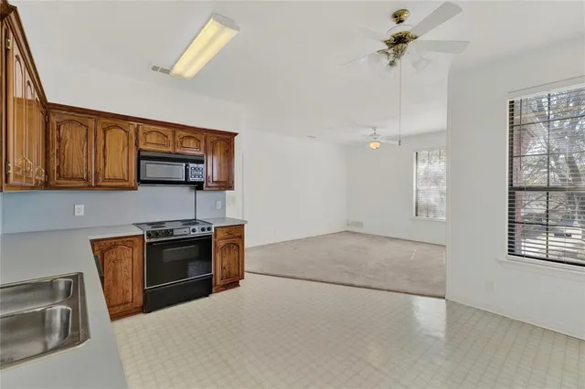 $725,000 | 2253 Hollyhill Lane, Denton, TX 76205