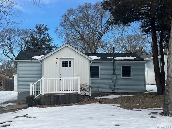 $3,500 | 87 Ferndale Avenue, Selden, NY 11784