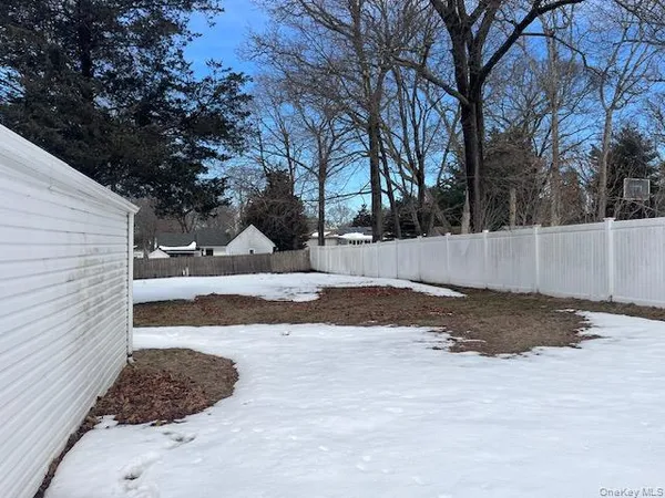 $3,500 | 87 Ferndale Avenue, Selden, NY 11784