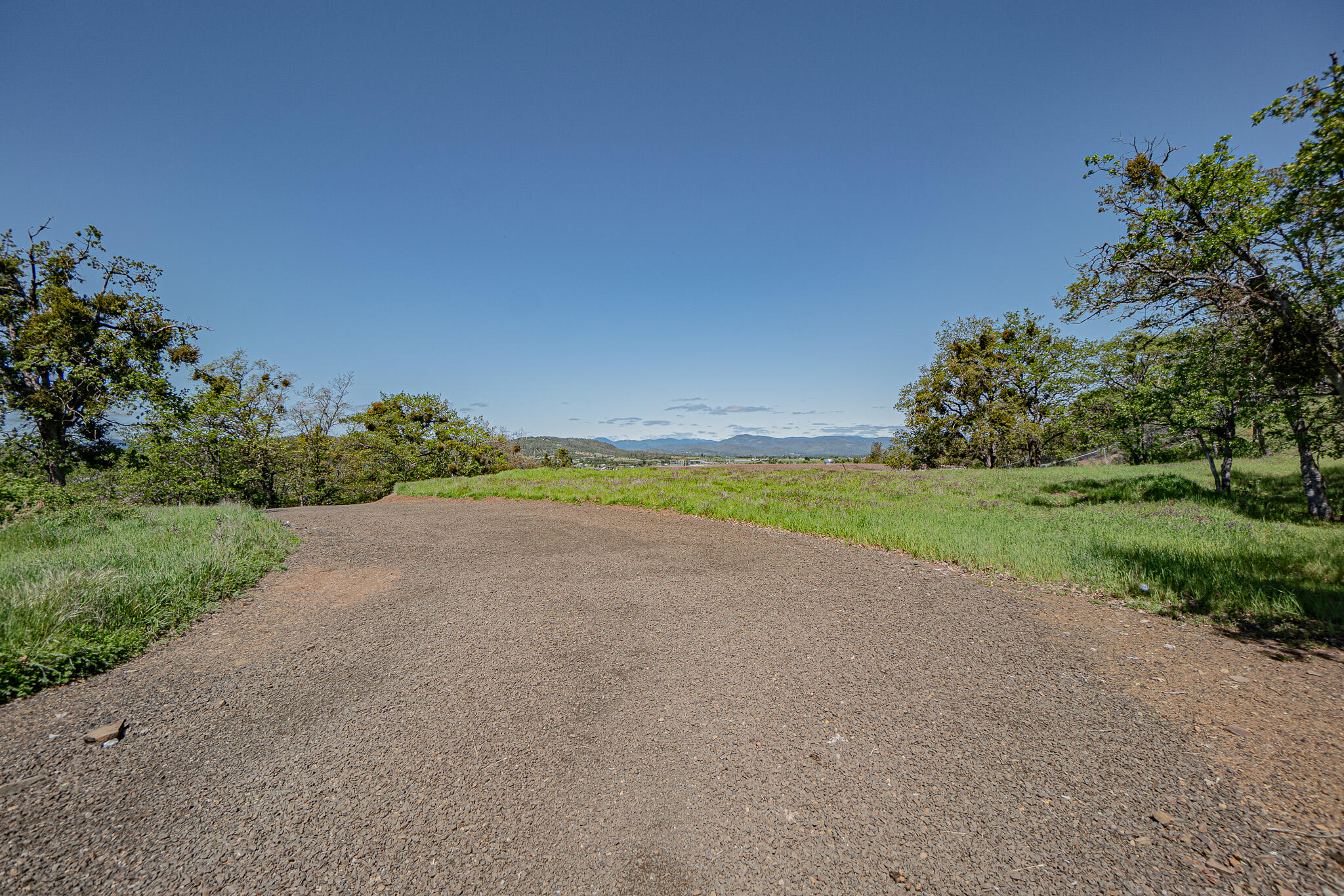 374 Avalon Terrace Eagle Point, OR 97524 - Photo 8 of 11 8 Private Rd Next to Lot