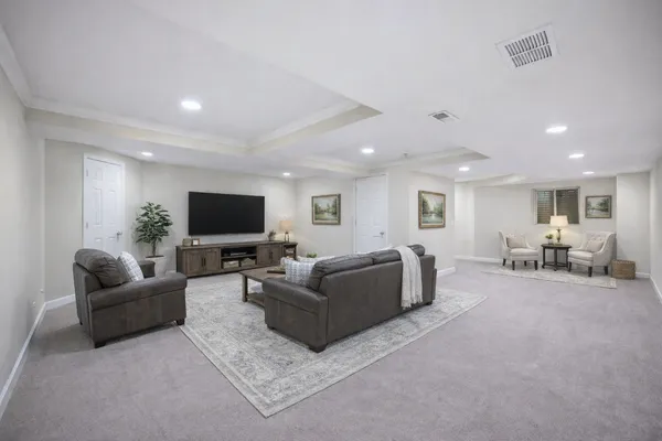 $650,000 | 2715 Langley Circle, Glenview, IL 60026