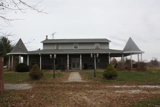 $270,000 | 9546 West 700 South, Francesville, IN 47946
