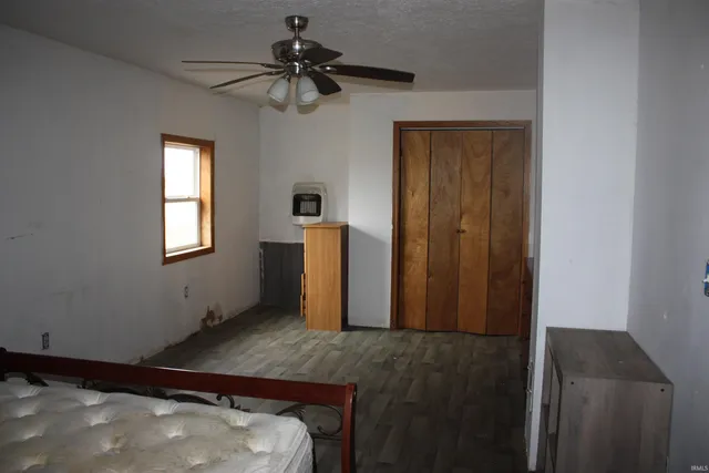 $270,000 | 9546 West 700 South, Francesville, IN 47946