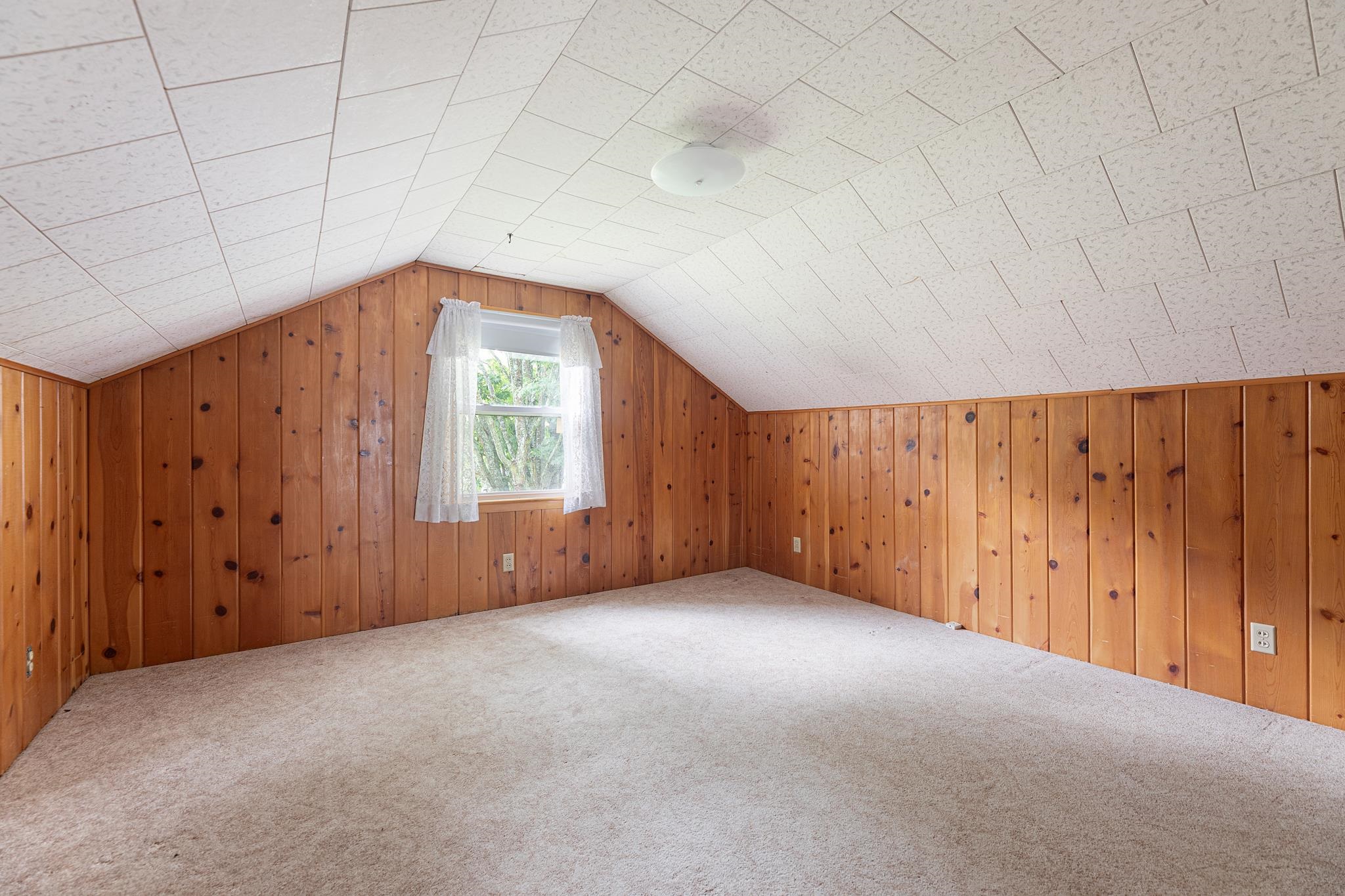 10981 South Tower Road Maple City, MI 49664 - Photo 31 of 61 1939417-d94df877-0d95-4a23-8344-8dc208f3da72.JPG