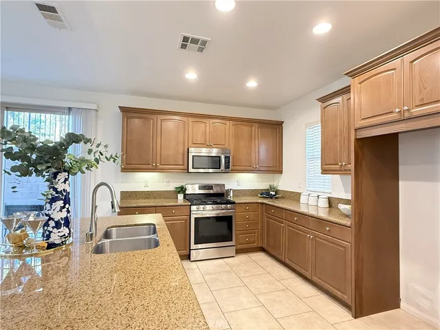 $1,575,000 | 81 Keepsake, Irvine, CA 92618