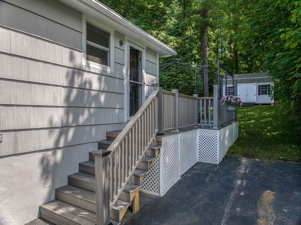 93 Ripley Avenue Marlborough, MA 01752 - Photo 4 of 24 Gallery Image 4
