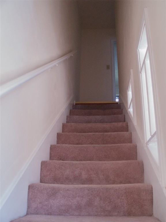 1745 Wooten Park Drive, Unit 101 Austin, TX 78757 - Photo 11 of 19 a view of entryway