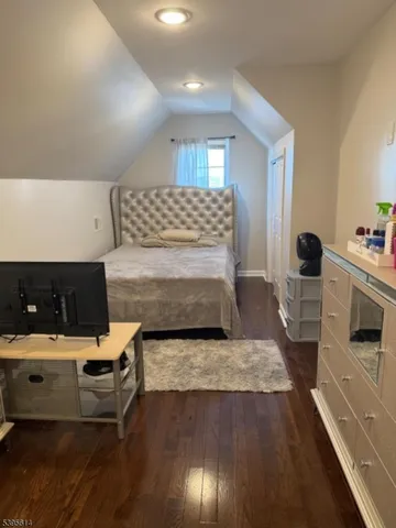 $3,500 | 342 South 20th Street, Newark, NJ 07103