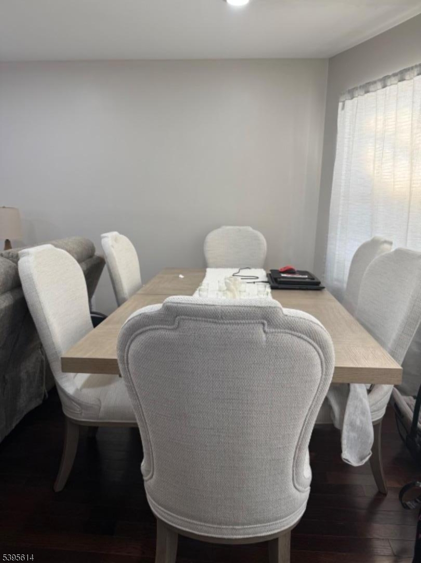 342 South 20th Street Newark, NJ 07103 - Photo 4 of 25 a living room with furniture and a window