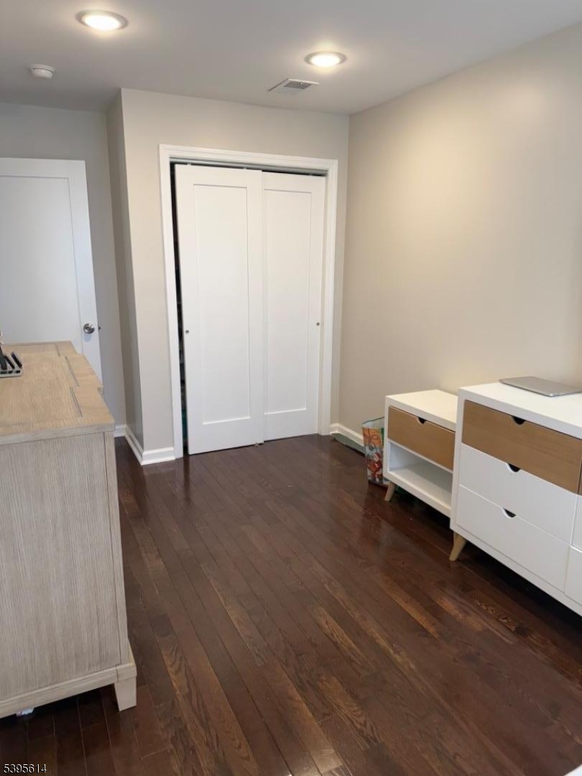 342 South 20th Street Newark, NJ 07103 - Photo 10 of 25 a view of a room with wooden floor and sink
