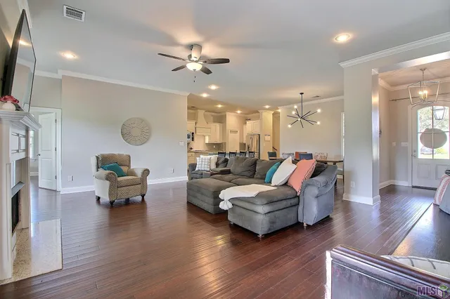 $449,500 | 2234 Morningbrook Drive, Baton Rouge, LA 70816