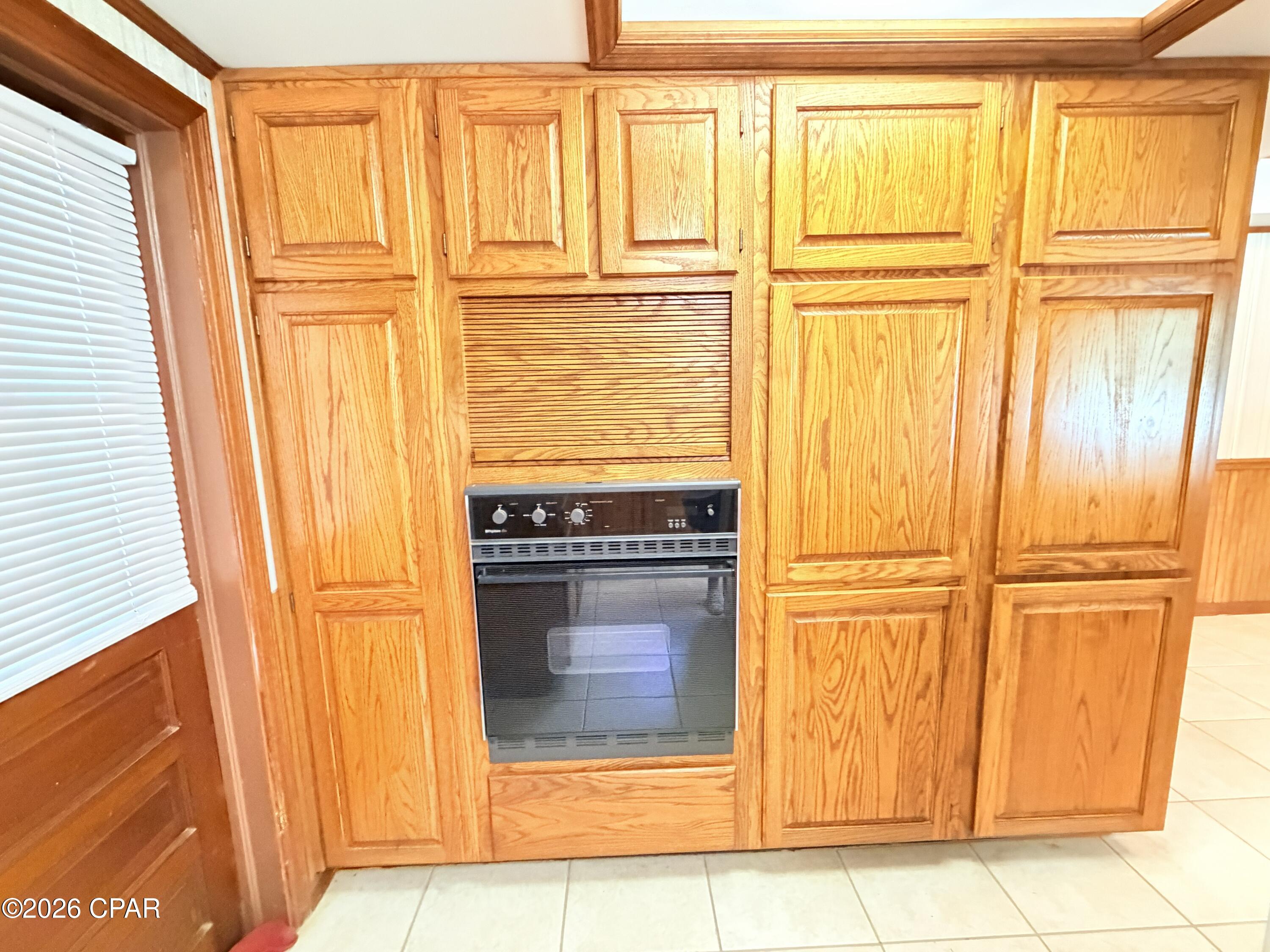 2046 Finley Avenue Grand Ridge, FL 32442 - Photo 13 of 29 Gallery Image 13