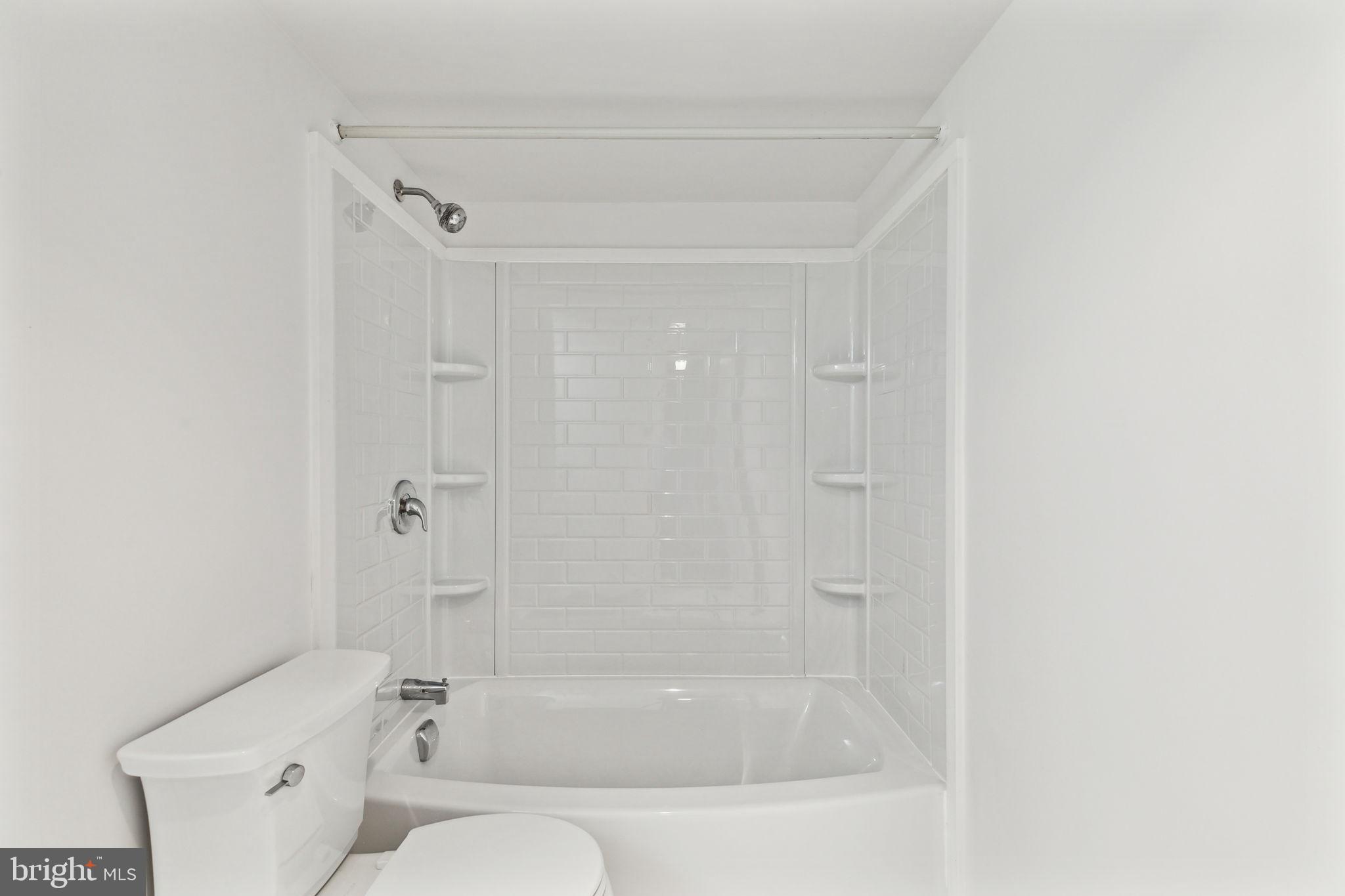 8940 Krewstown Road, Unit 203 Philadelphia, PA 19115 - Photo 11 of 25 Gallery Image 11
