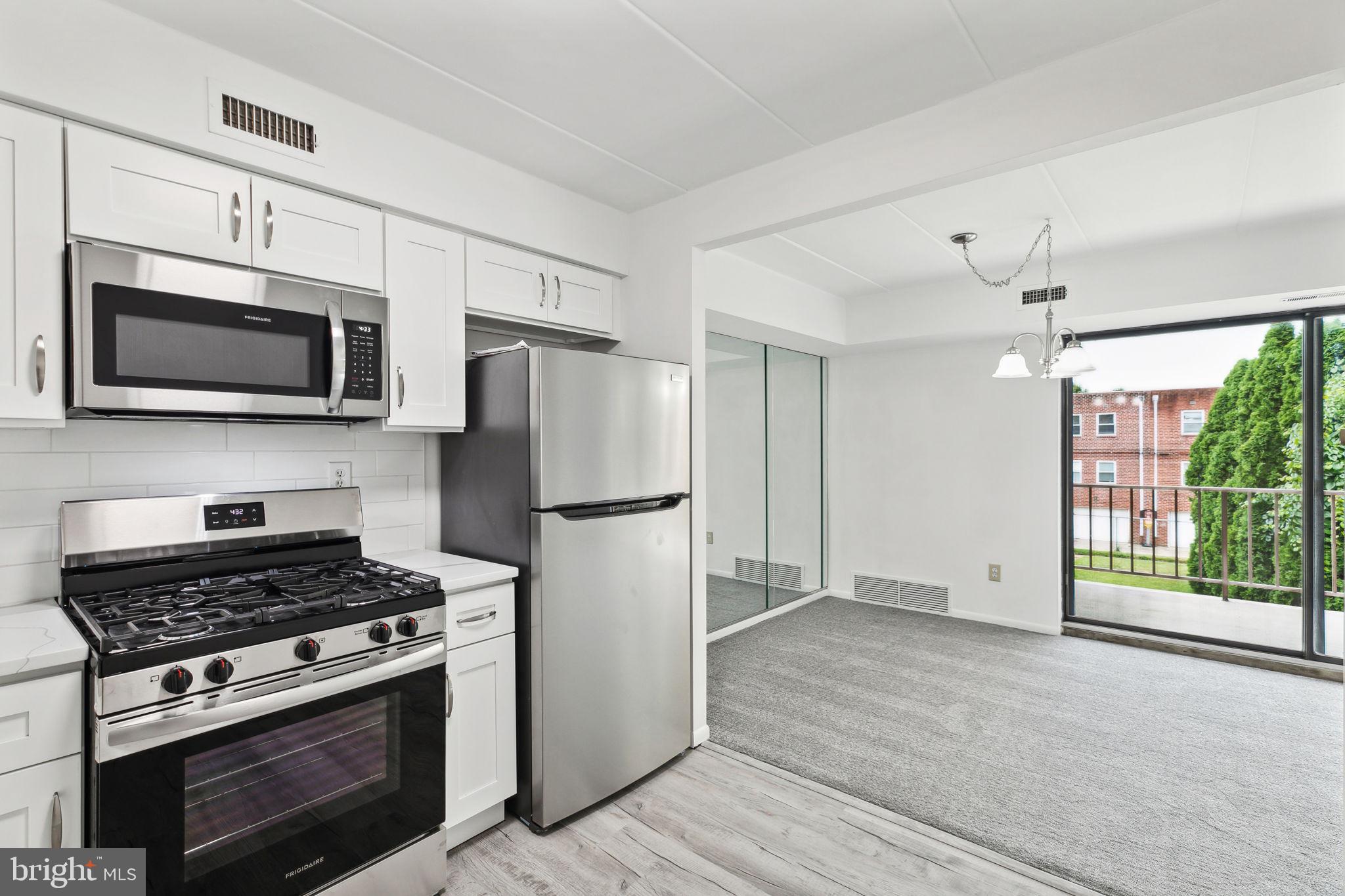 8940 Krewstown Road, Unit 203 Philadelphia, PA 19115 - Photo 9 of 25 Gallery Image 9