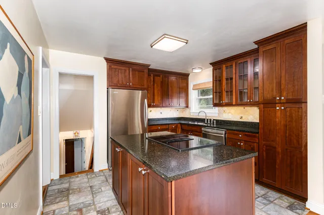 $1,000,000 | 1009 Westwood Drive, Raleigh, NC 27607