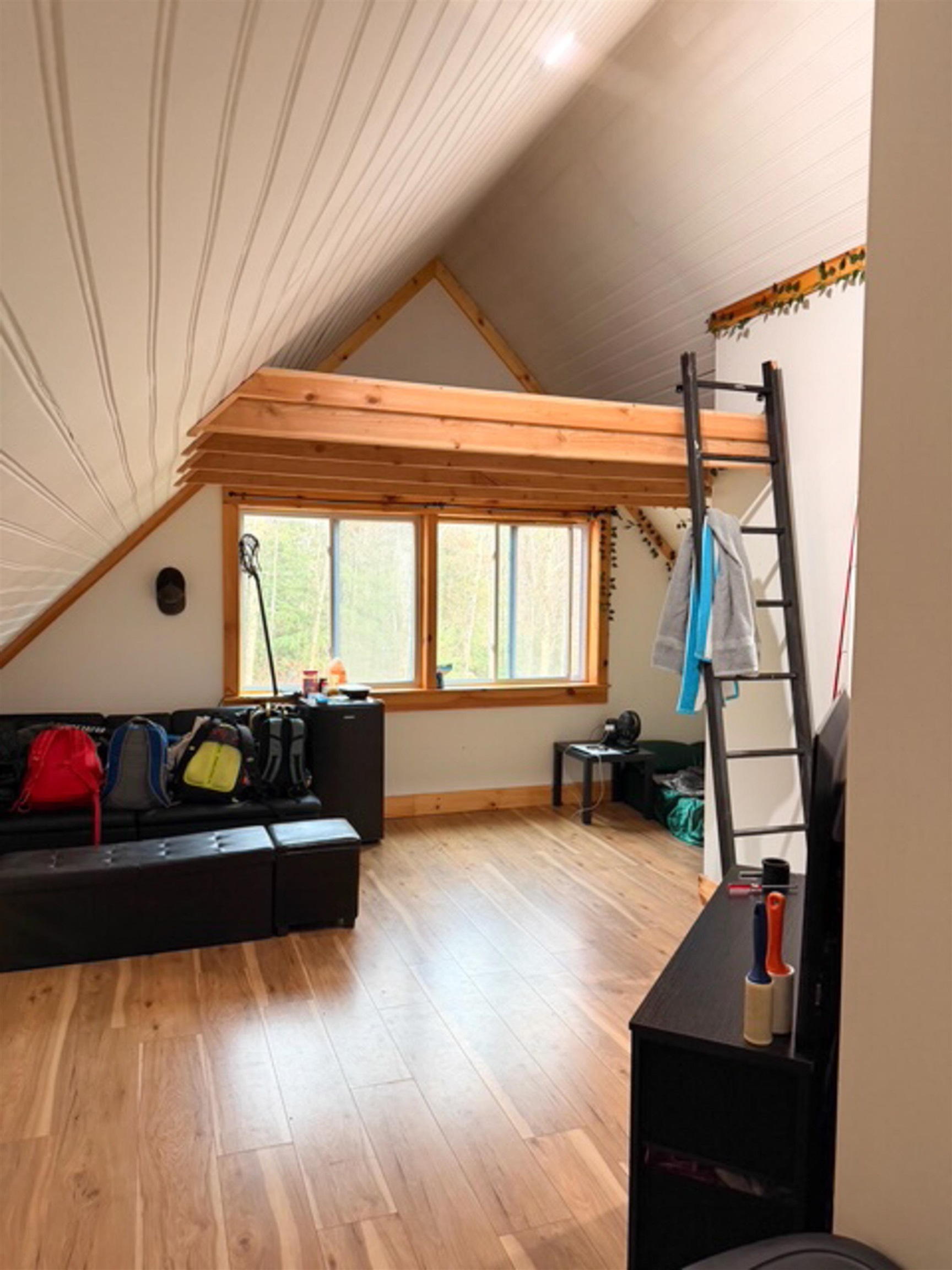 127 Oliverian Heights Road Haverhill, NH 03780 - Photo 13 of 18