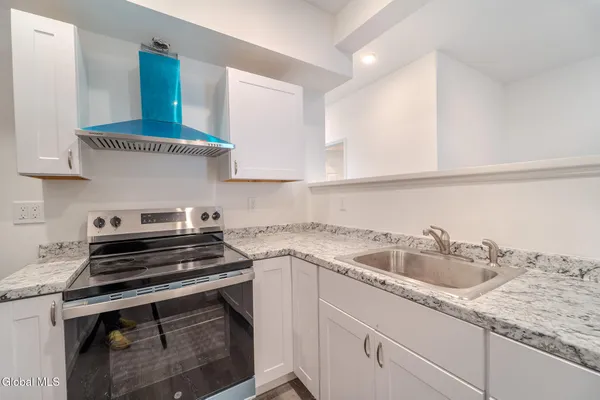 $172,904 | Undisclosed Address, Albany, NY 12206