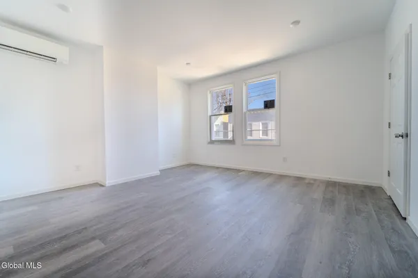 $172,904 | Undisclosed Address, Albany, NY 12206