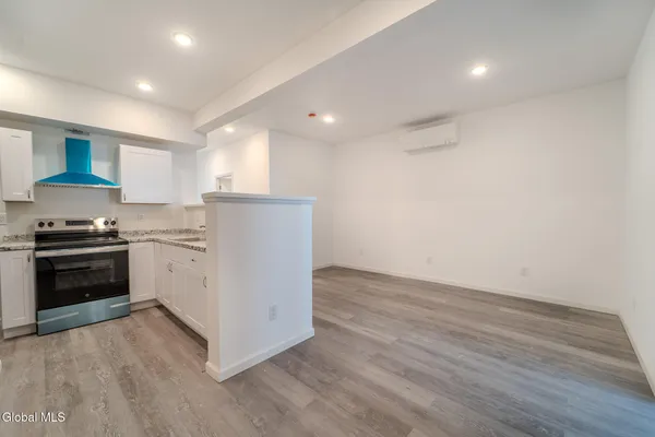 $172,904 | Undisclosed Address, Albany, NY 12206