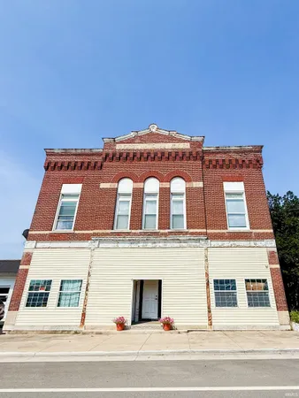$110,000 | 118 South Walnut Street, Ridgeville, IN 47380