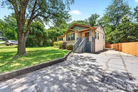 $619,000 | 2120 Dalehurst Drive, Charlotte, NC 28205