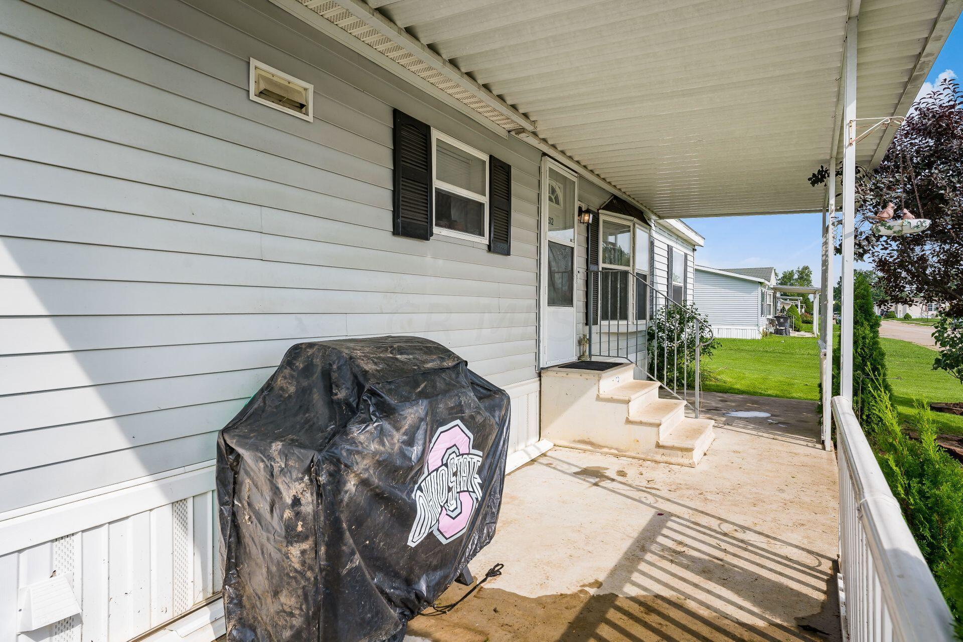 512 Michael Road Pataskala, OH 43062 - Photo 12 of 39