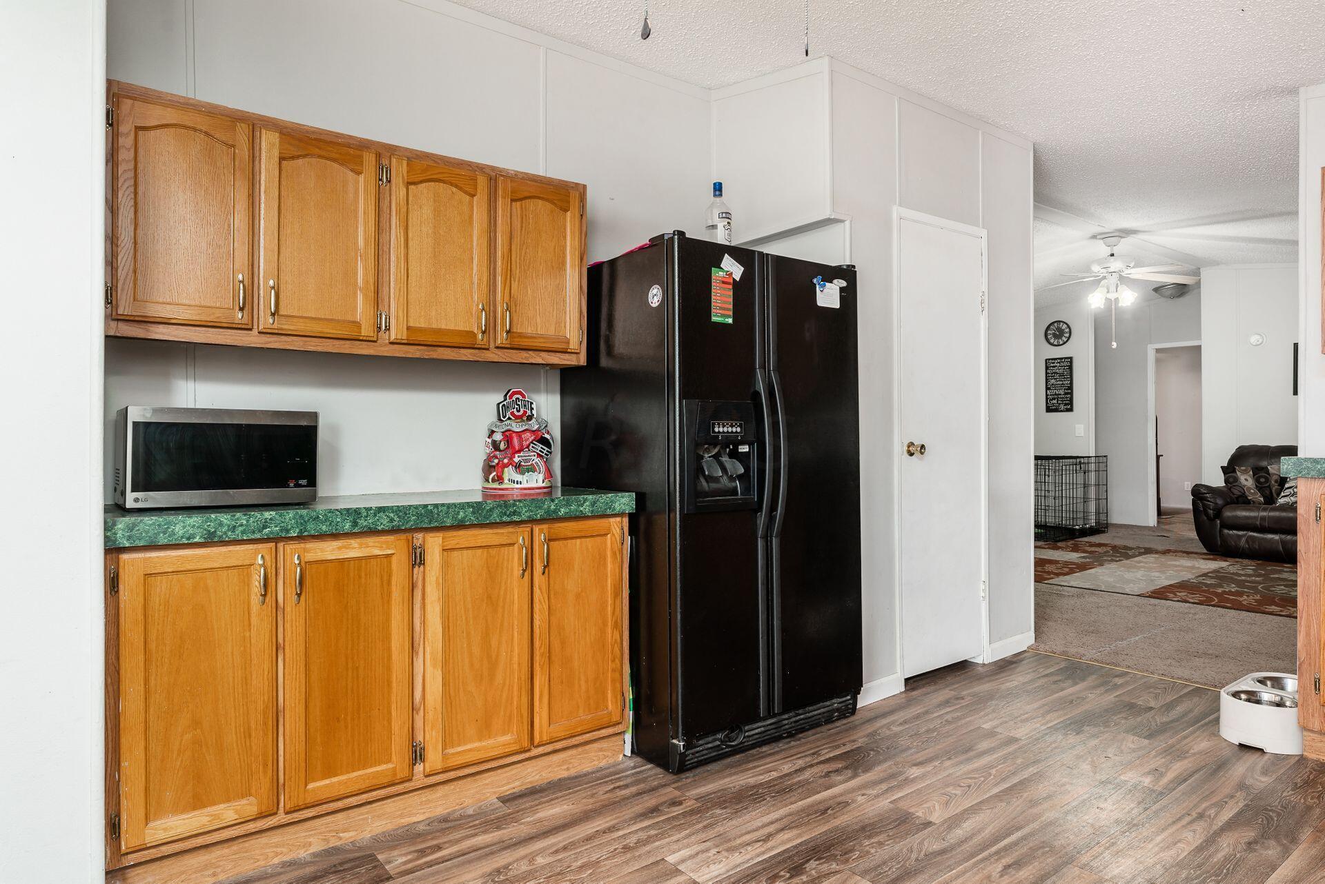 512 Michael Road Pataskala, OH 43062 - Photo 4 of 39
