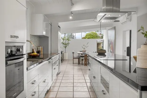 $3,698,000 | 829 Talisman Drive, Palo Alto, CA 94303