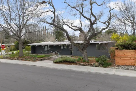 $3,698,000 | 829 Talisman Drive, Palo Alto, CA 94303