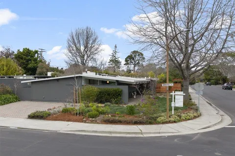 $3,698,000 | 829 Talisman Drive, Palo Alto, CA 94303