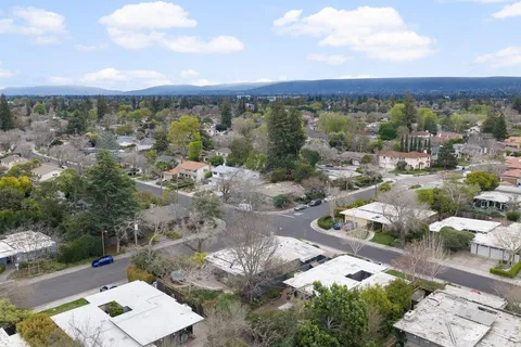 $3,698,000 | 829 Talisman Drive, Palo Alto, CA 94303