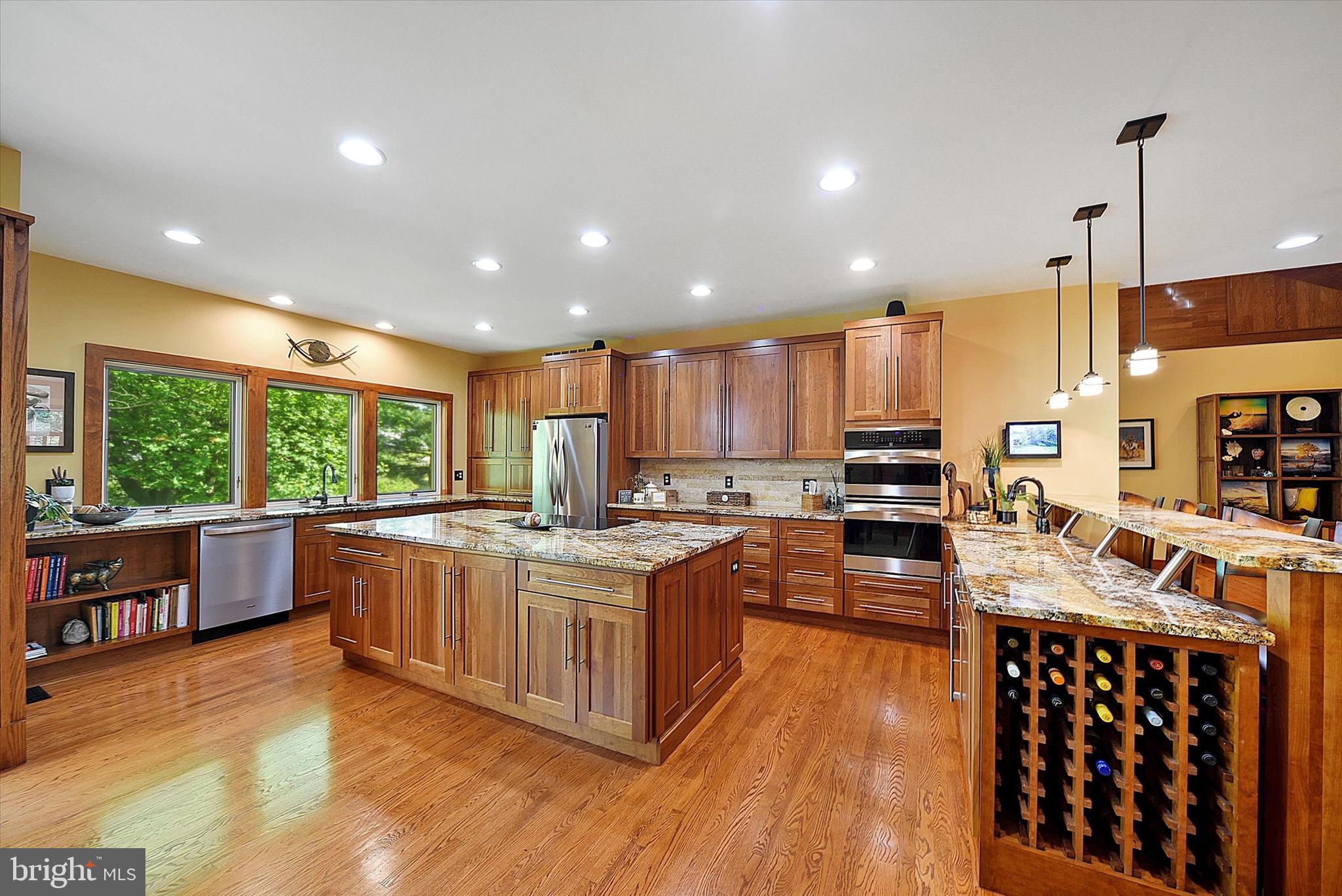 6715 Newstead Lane Baltimore, MD 21209 - Photo 12 of 57
