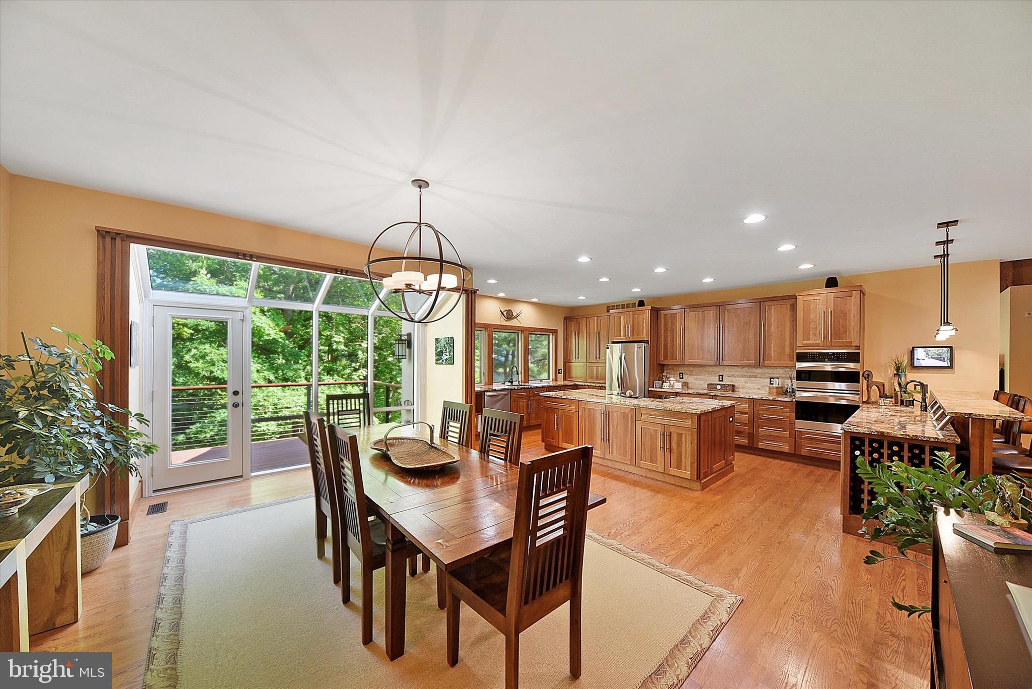 6715 Newstead Lane Baltimore, MD 21209 - Photo 13 of 57