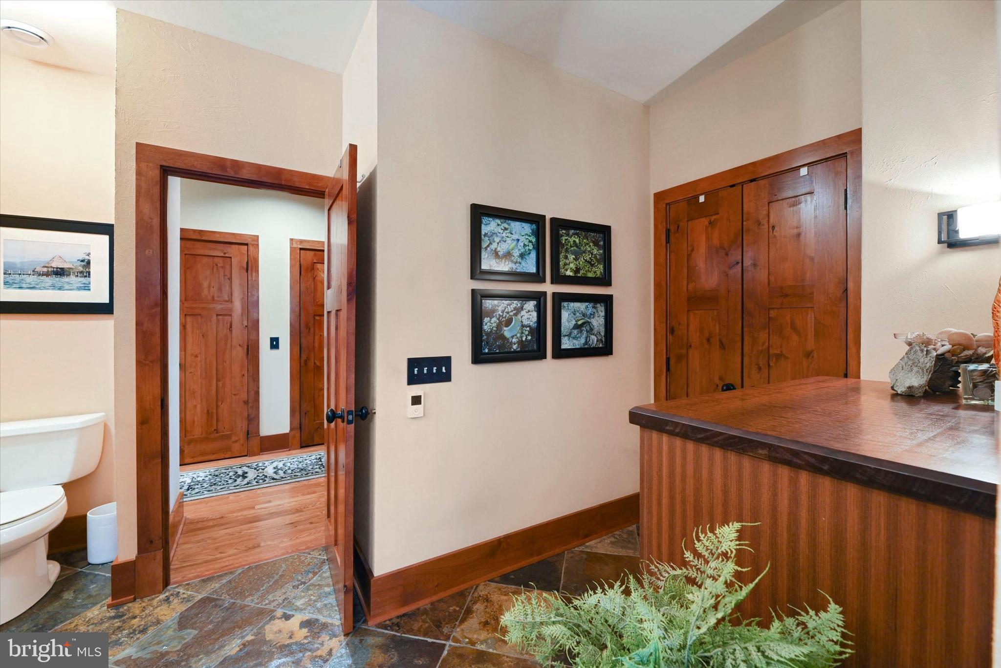 6715 Newstead Lane Baltimore, MD 21209 - Photo 21 of 57