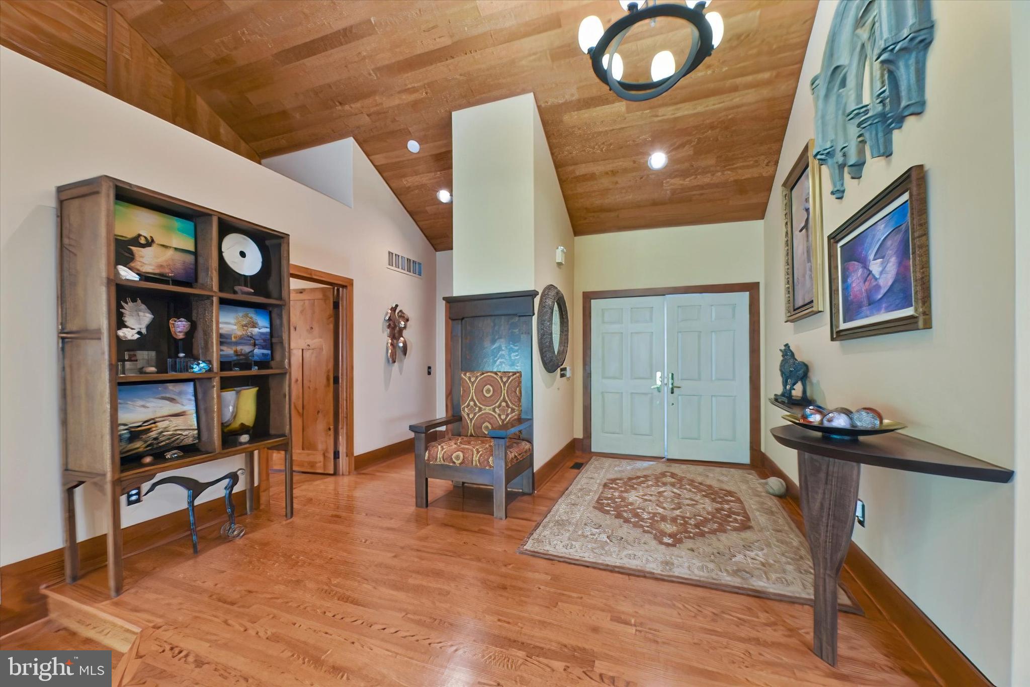 6715 Newstead Lane Baltimore, MD 21209 - Photo 6 of 57