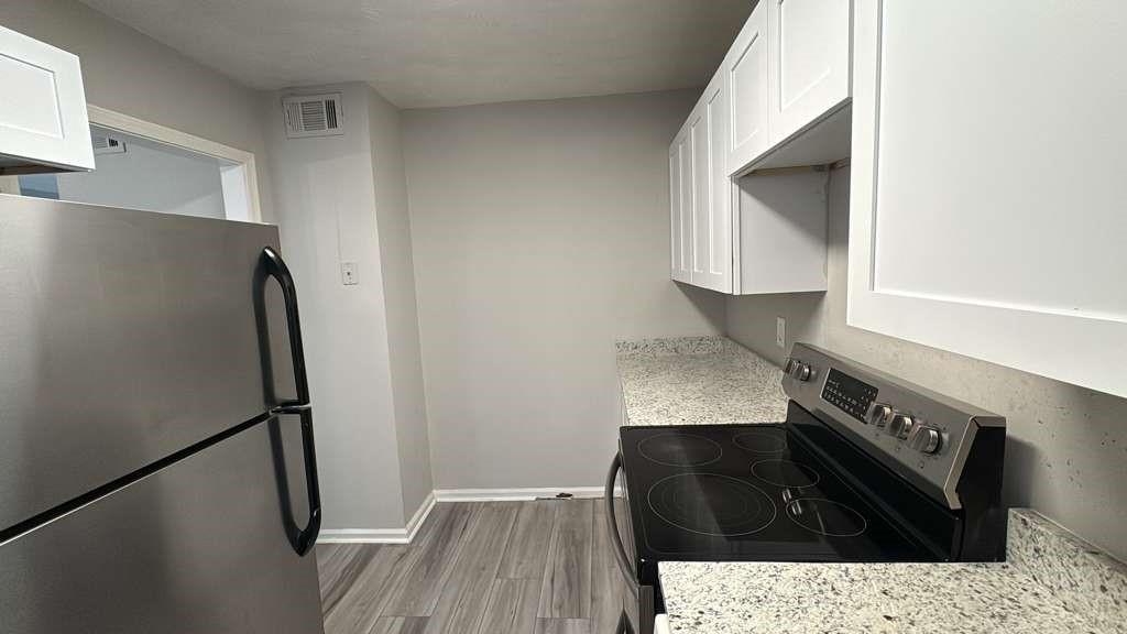 136 Hudson Bridge Terrace Stockbridge, GA 30281 - Photo 3 of 7 a close view of kitchen appliances