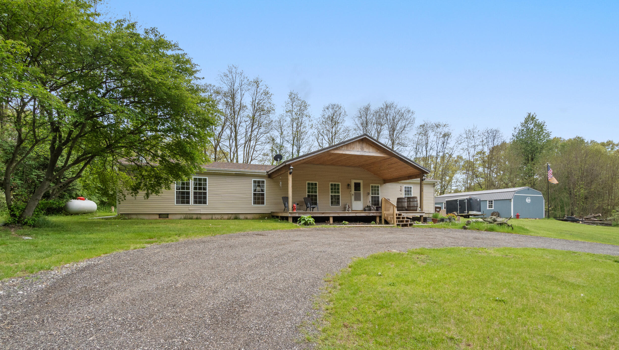14148 Peckham Road Parma, MI 49269 - Photo 3 of 53 3_14148 peckham rd parma mi - 00054