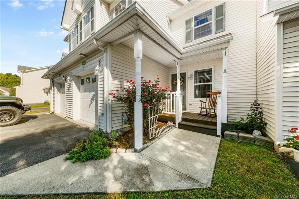 158 Pinebrook Drive, Hyde Park, NY 12538 Compass