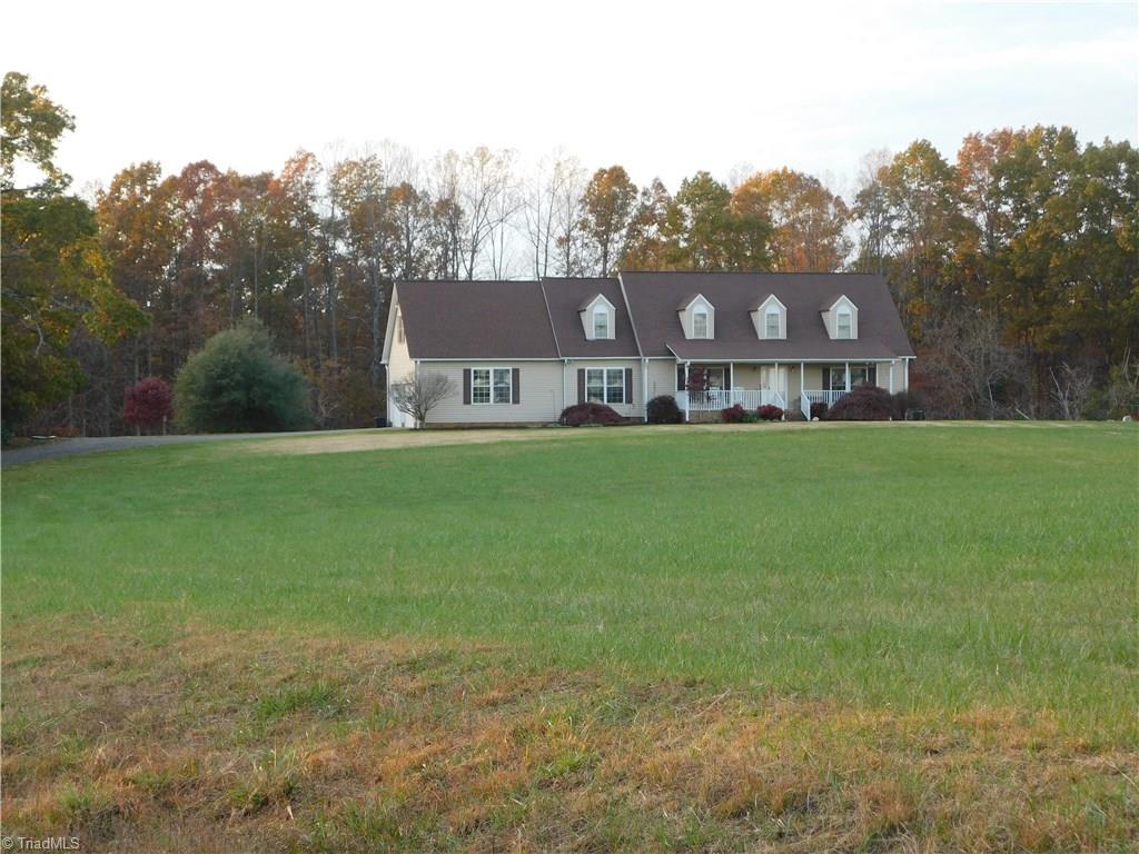 3569 Horseshoe Road Westfield, NC 27053 - Photo 14 of 30 Gallery Image 14
