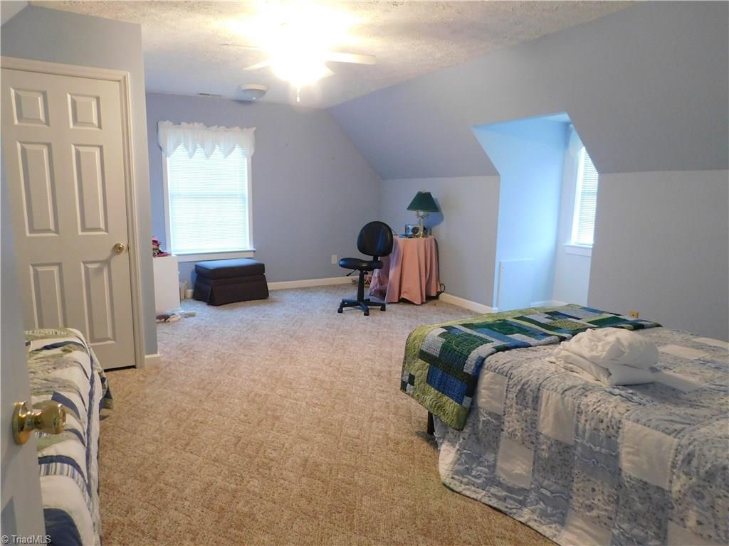 3569 Horseshoe Road Westfield, NC 27053 - Photo 10 of 30 Gallery Image 10