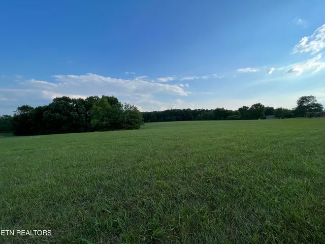 $175,000 | 1759 Meister Hills Road, Deer Lodge, TN 37726