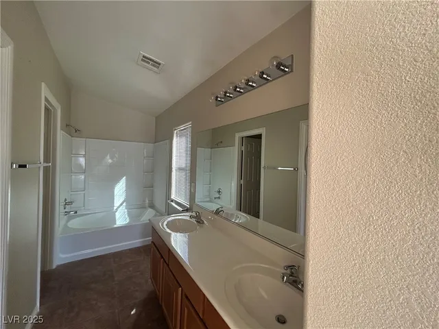 $1,525 | 8668 Tom Noon Avenue, Unit 101, Las Vegas, NV 89178