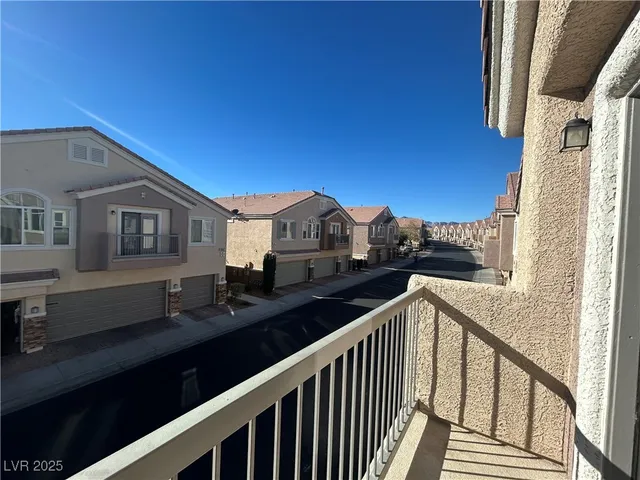 $1,525 | 8668 Tom Noon Avenue, Unit 101, Las Vegas, NV 89178