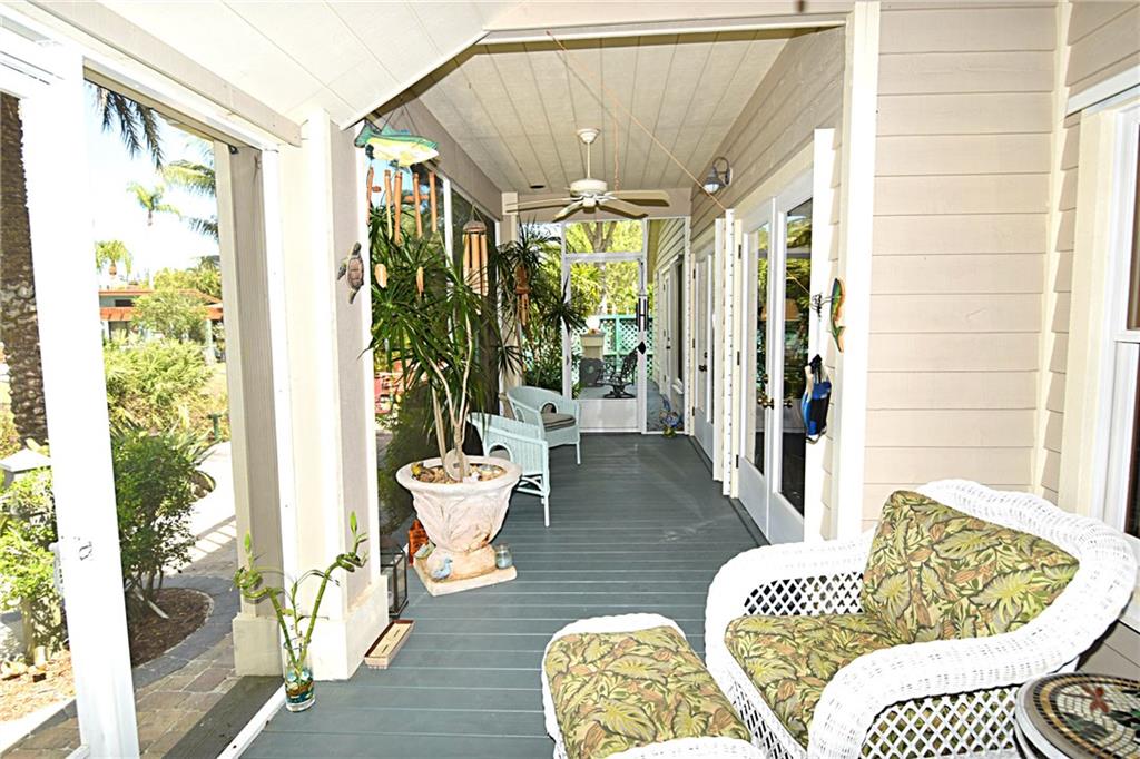 541 Southwest Timber Trail Stuart, FL 34997 - Photo 25 of 36 Gallery Image 25